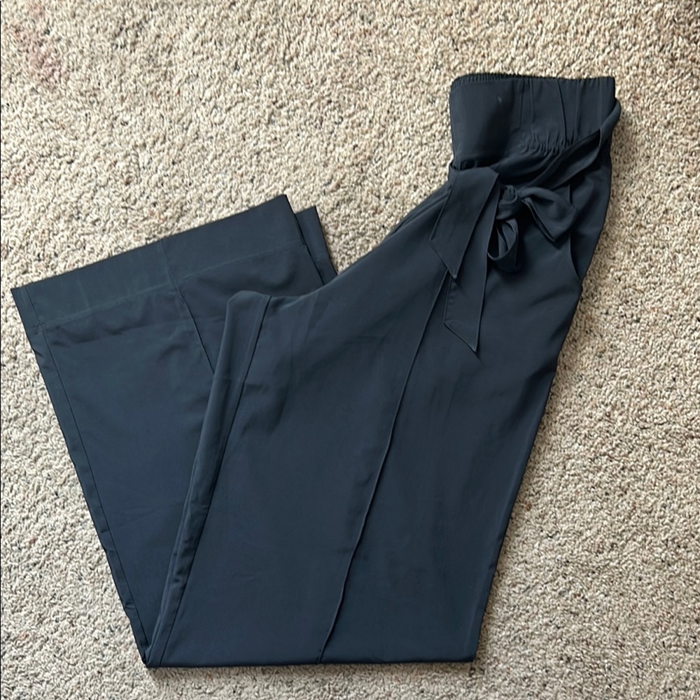 Black Wide-Leg Pants with Bow Detail